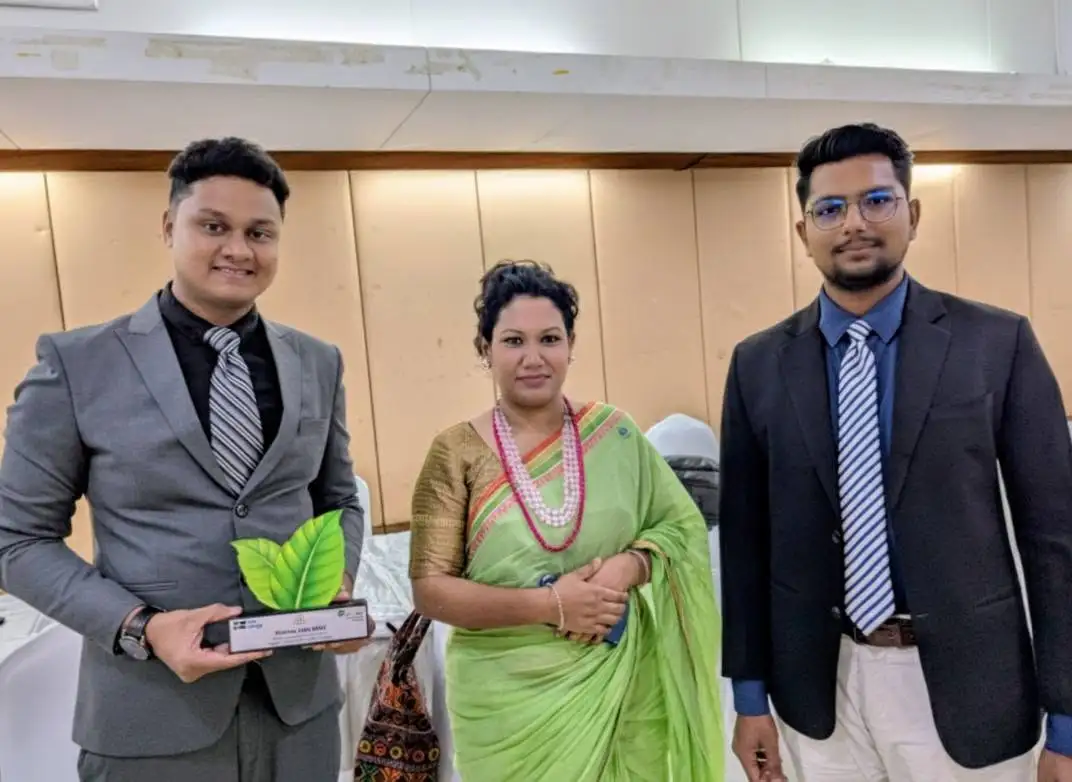 Award presentation photo